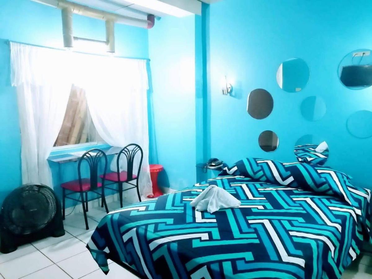 Stylus Hotel Iquitos Esterno foto